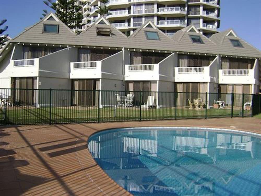 เดอะเบรคเกอร์ฮอลิเดย์อพาร์ทเม้น Aparthotel โกลด์โคสต์ ภายนอก รูปภาพ